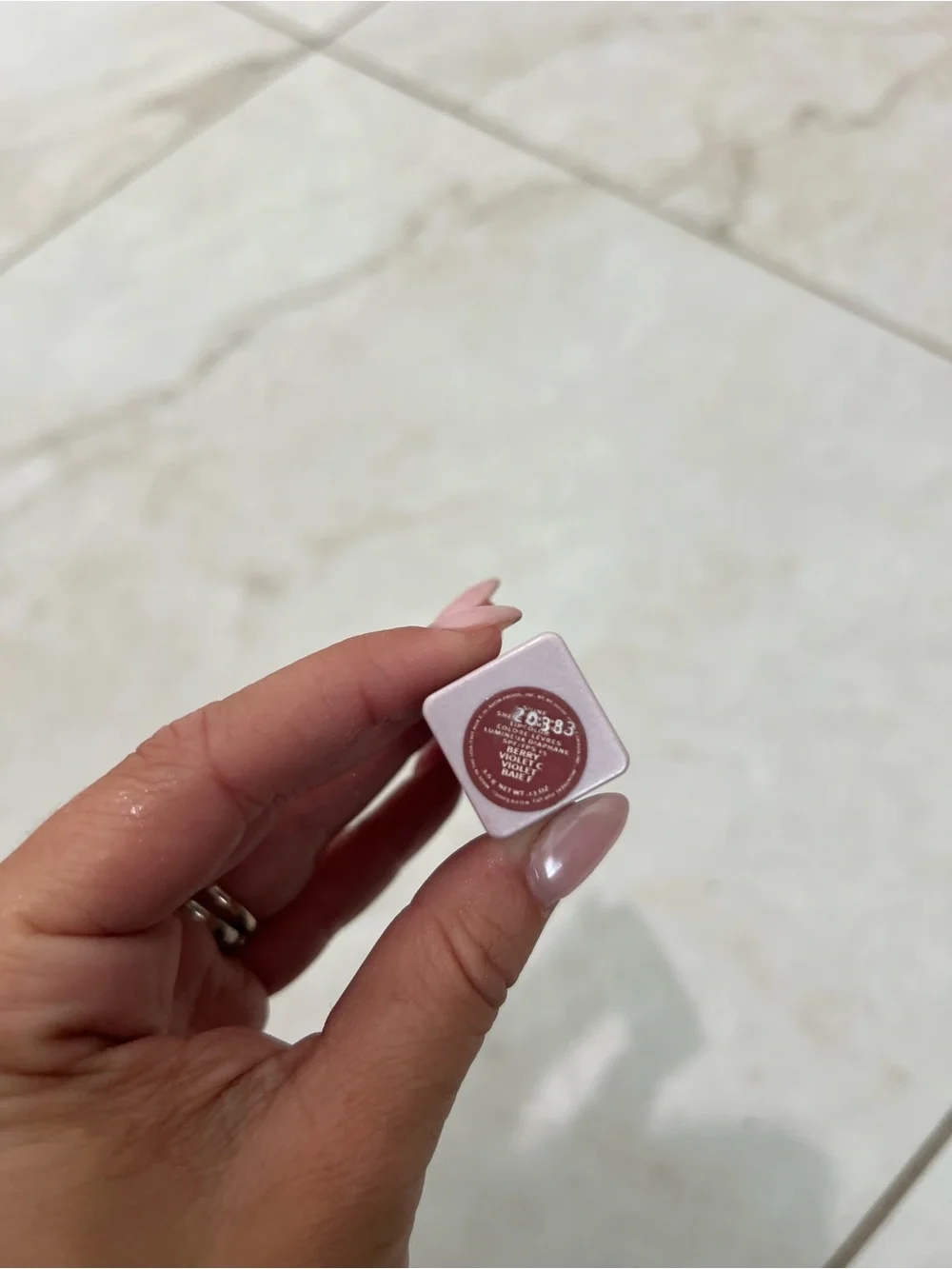 Avon Berry Violet C Lipstick